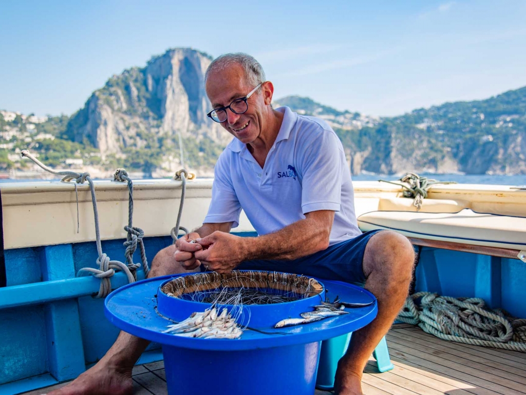Pesca Turismo Con Pranzo a Capri